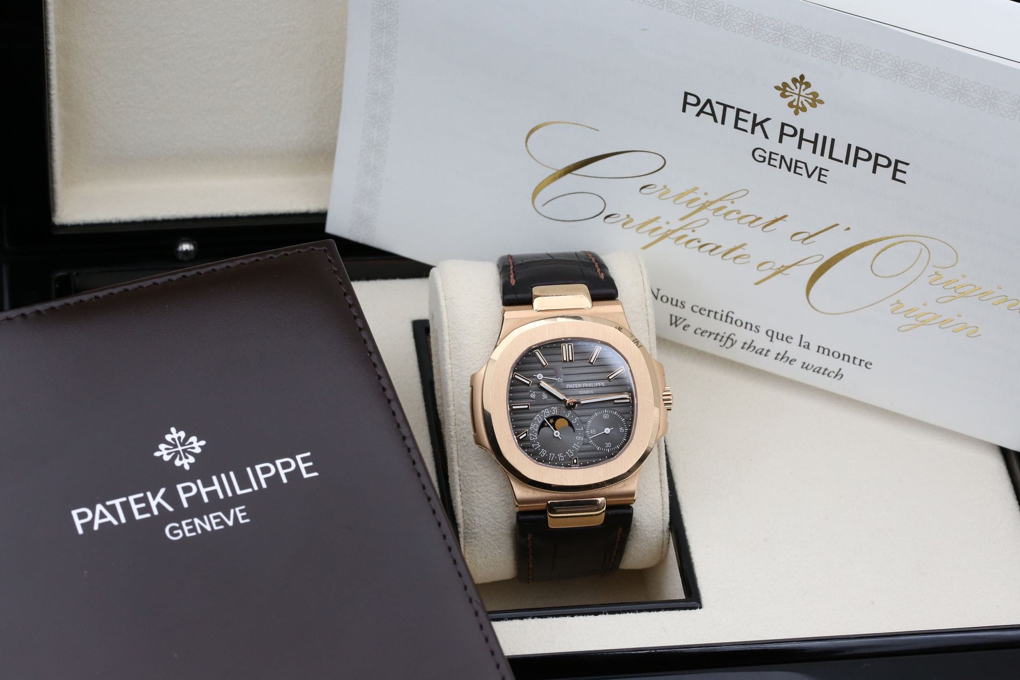 PATEK PHILIPPE NAUTILUS 5712R-001